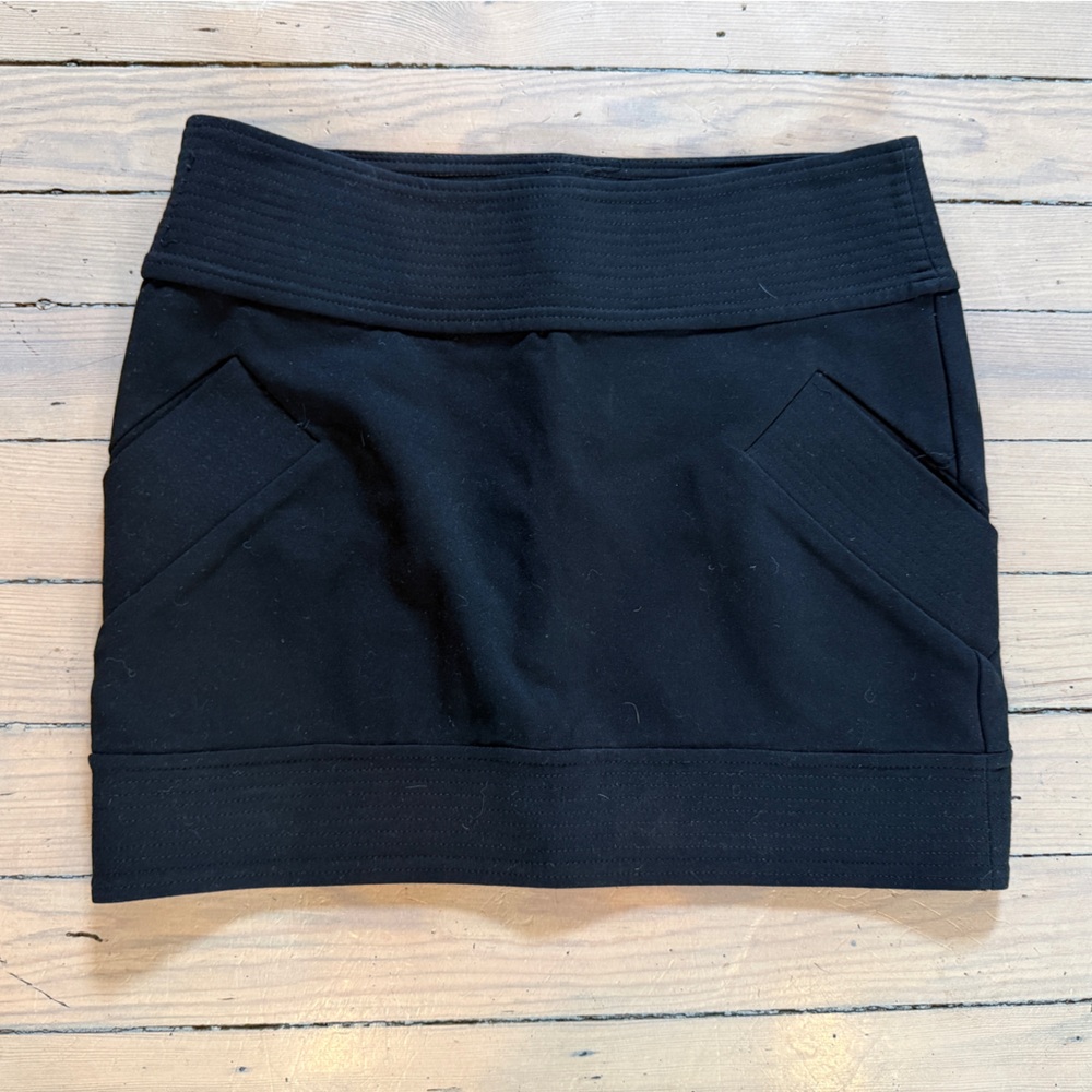 DVF Classic Black Women's Mini Skirt